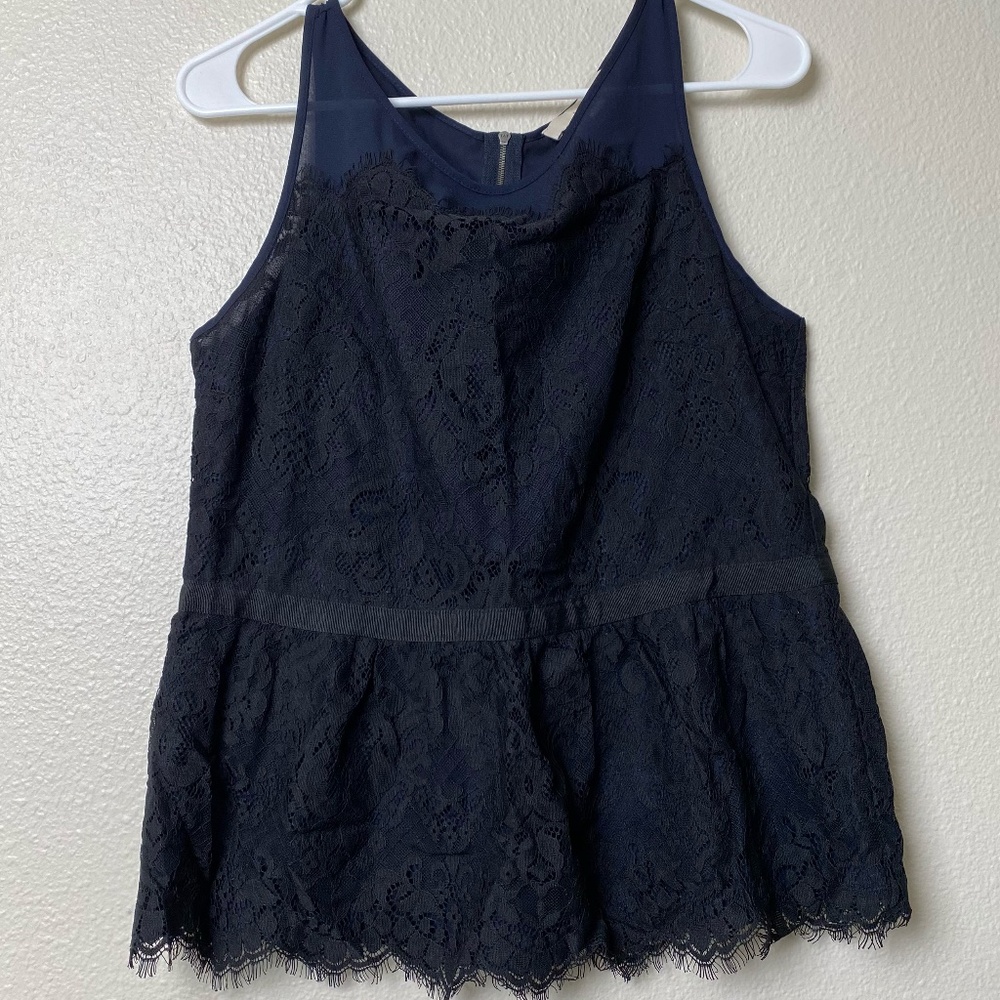Ann Taylor LOFT Black Lace and Navy Womens Peplum Sleeveless Blouse NWOT Size 10